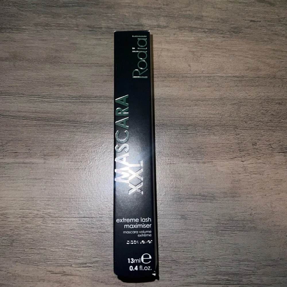 MASCARA XXL- BLACK